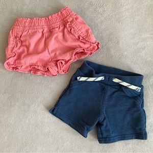 ☀️ CARTERS 2 baby shorts
